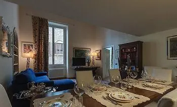 Italy Rents Duomo Apartment Florence Italy
