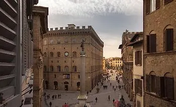 Italy Rents Duomo Apartment Florence