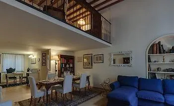Italy Rents Duomo Apartment Florence Italy